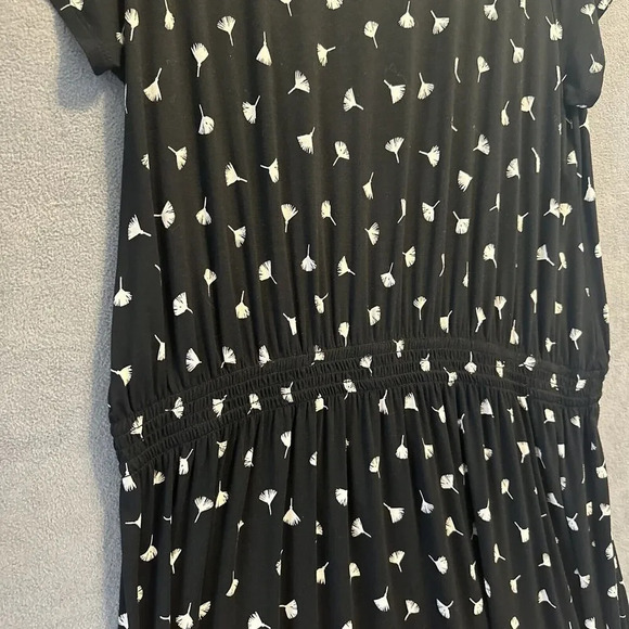 J. Jill Wearever Maxi Dress Size XL Petite Black Elastic Waist All Over Print - Picture 4 of 8